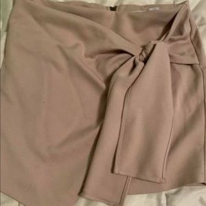 Fitted boutique skirt